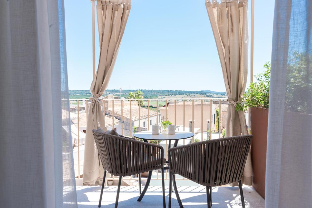 Ynaira Hotel & Spa Ariany Exteriör bild